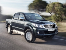 Фото Toyota Hilux Double Cab  №9